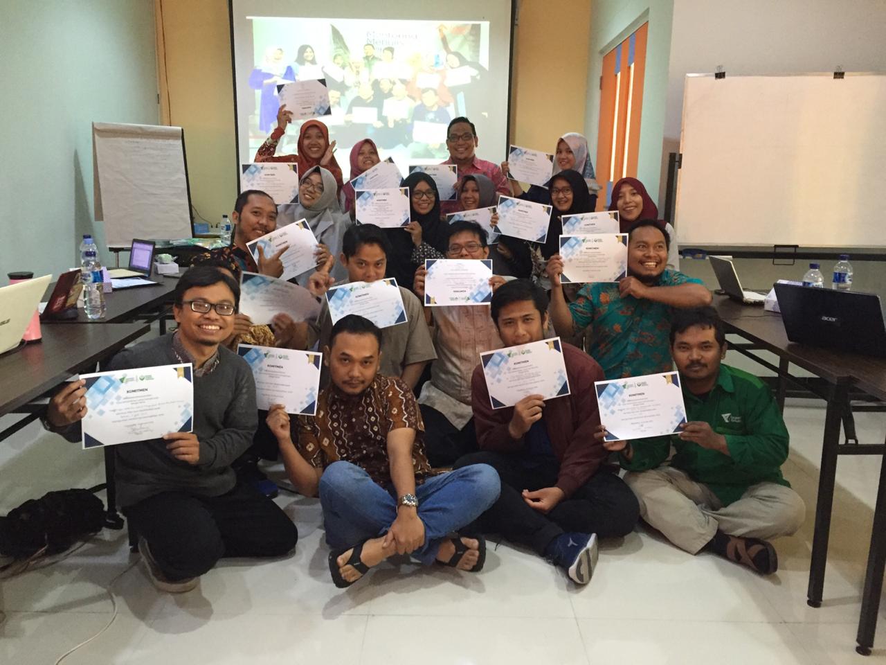 Training Menulis untuk Pegiat ZISWAF Dompet Dhuafa Yogyakarta