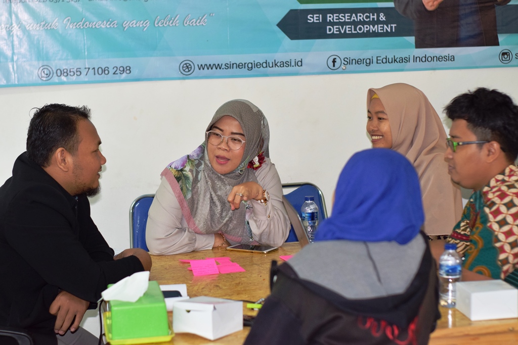 Training Rencana Strategis Sekolah
